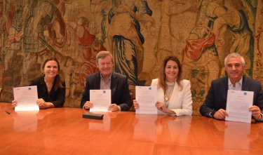 ESE Business School firma convenio con la Cámara de Comercio de Santiago