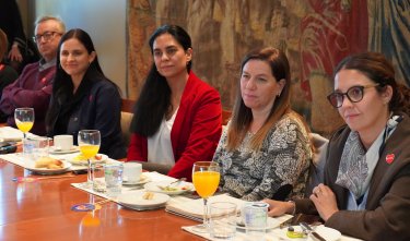 Tercer Café con Impacto del CEDIS reflexiona sobre los desafíos de la educación inclusiva junto a Fundación Mustakis